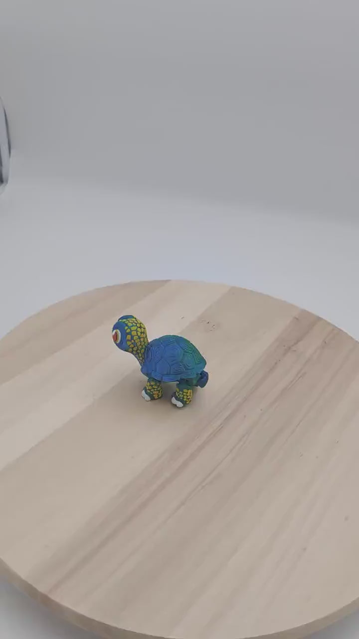 Movable Turtle Figurine | Decorative Terrapin Sculpture | Unique Tortoise Ornament for Home Décor | Collectible Reptile Art Piece